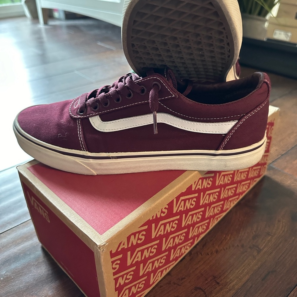 Vans Port Royale Men's Maroon Sneakers